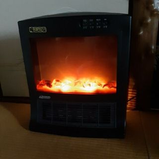 暖炉型ヒーター　暖炉気分(電気ヒーター)