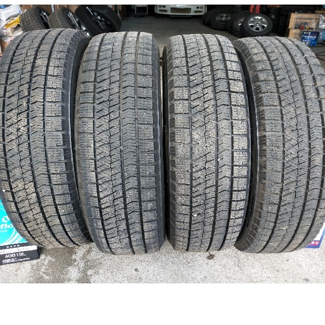 VRX2 スタッドレスタイヤ 195/60R17 ライズ純正 新車外し | www