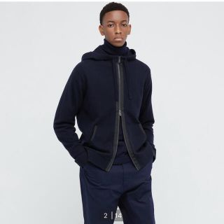 ユニクロ(UNIQLO)の＋J カシミヤブレンドパーカー　ネイビー Mサイズ(パーカー)