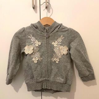 ジルスチュアートニューヨーク(JILLSTUART NEWYORK)のジルスチュアートニューヨーク　パーカー　80サイズ(カーディガン/ボレロ)