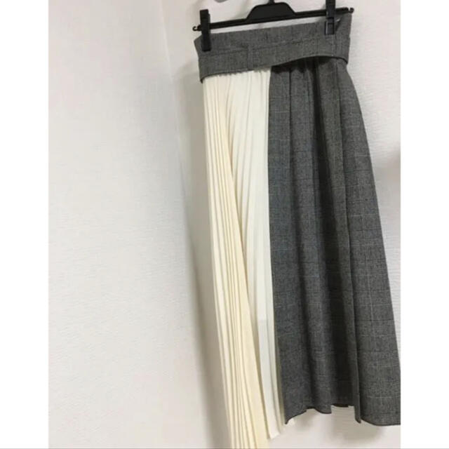 GRACE CONTINENTAL(グレースコンチネンタル)の美品　 ウールラッププリーツスカート レディースのスカート(ロングスカート)の商品写真