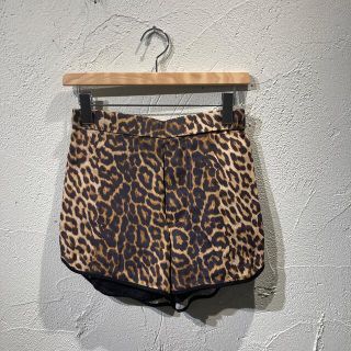 アパルトモンドゥーズィエムクラス(L'Appartement DEUXIEME CLASSE)のLAURENCE BRAS アパルトモン　ショートパンツ(ショートパンツ)