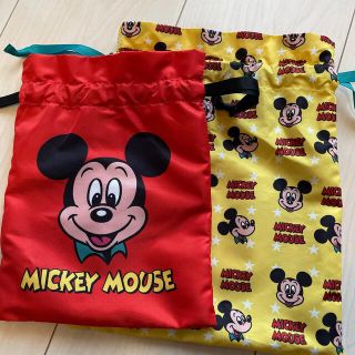 ディズニー(Disney)の早い者勝ち‼️最終お値下げ‼️レトロミッキー　巾着2点(ファンデーション)