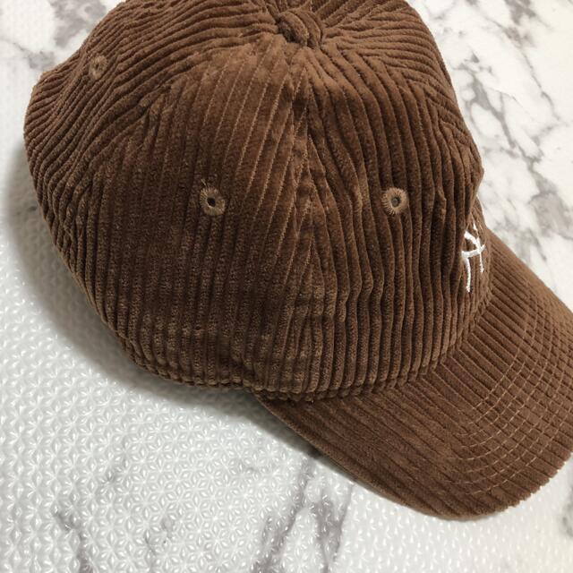 NEW ERA(ニューエラー)のNEW ERA ニューエラ 9TWENTY  コーデュロイ  キャップ  茶色 レディースの帽子(キャップ)の商品写真