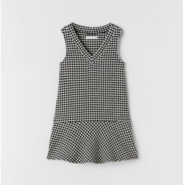 ZARA KIDS(ザラキッズ)のZARA GIRLS テクスチャー ギンガムチェック ジャンパースカート キッズ/ベビー/マタニティのキッズ服女の子用(90cm~)(ワンピース)の商品写真