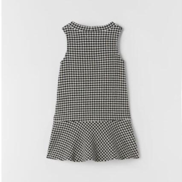 ZARA KIDS(ザラキッズ)のZARA GIRLS テクスチャー ギンガムチェック ジャンパースカート キッズ/ベビー/マタニティのキッズ服女の子用(90cm~)(ワンピース)の商品写真