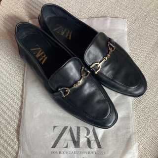 ザラ(ZARA)の美品　ZARA ザラ  モカシン  ローファー　38  黒(ローファー/革靴)