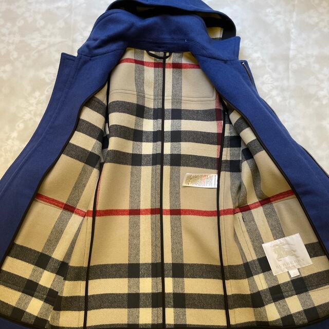 BURBERRY(バーバリー)の新品同様バーバリー☆Burberry☆130㎝8y☆ダッフルコート ノバチェック キッズ/ベビー/マタニティのキッズ服男の子用(90cm~)(コート)の商品写真