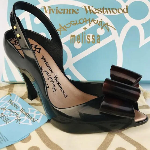 Vivienne Westwood(ヴィヴィアンウエストウッド)の新品未使用★ヴィヴィアン×メリッサ ビックリボン ラバー パンプス（35） レディースの靴/シューズ(サンダル)の商品写真