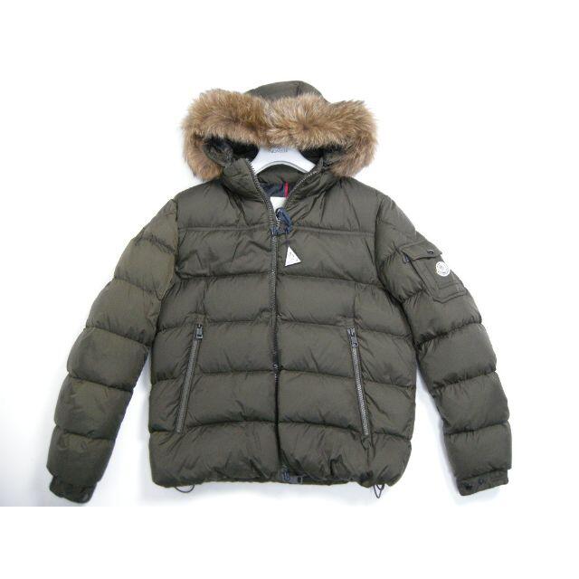 MONCLER(モンクレール)のサイズ3■モンクレールMARQUE■新品本物■ファー付きダウンジャケット■メンズ メンズのジャケット/アウター(ダウンジャケット)の商品写真