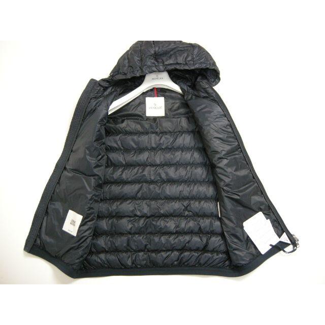 MONCLER(モンクレール)のサイズ2■モンクレール■LARUNS■新品■フード付きライトダウンベスト■メンズ メンズのジャケット/アウター(ダウンベスト)の商品写真