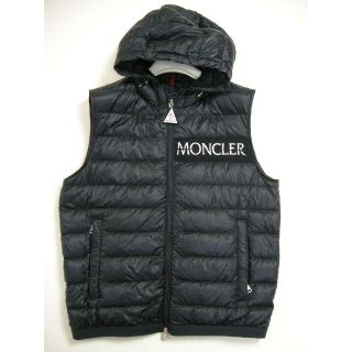 モンクレール(MONCLER)のサイズ2■モンクレール■LARUNS■新品■フード付きライトダウンベスト■メンズ(ダウンベスト)