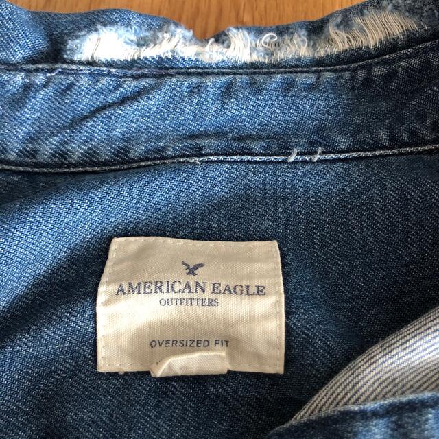 American Eagle(アメリカンイーグル)のAMERICAN EAGLE ダメージ加工デニムオーバーシャツ レディースのトップス(シャツ/ブラウス(長袖/七分))の商品写真