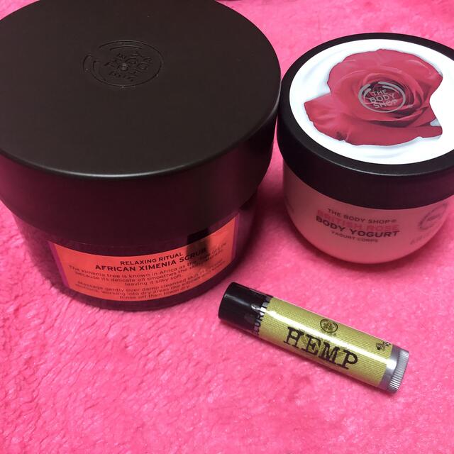 THE BODY SHOP(ザボディショップ)のTHEBODYSHOP♡アフリカンボディスクラブとボディヨーグルトおまけ付 コスメ/美容のボディケア(ボディスクラブ)の商品写真