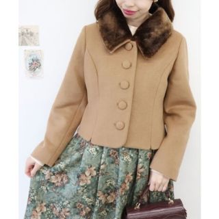 フィント ファー衿付きショートコート
