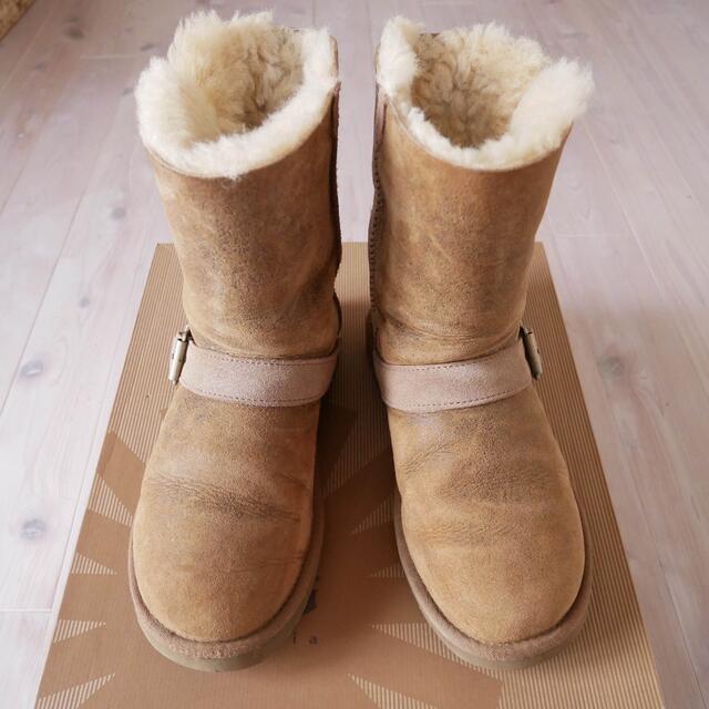 UGG(アグ)のUGG アグ ムートンブーツ レディースの靴/シューズ(ブーツ)の商品写真