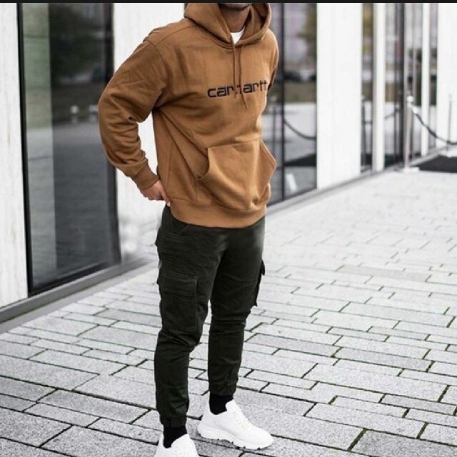 【新品未使用】Carhartt  カーハート　パーカー