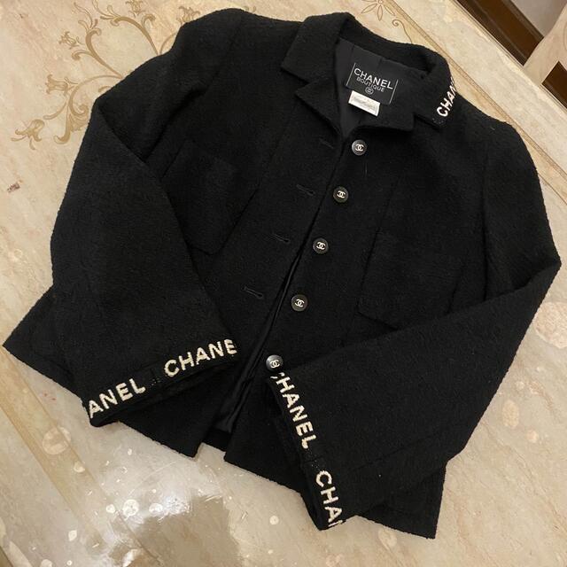 CHANEL(シャネル)の正規レア物シャネルロゴジャケット🌸36🌸本日限り値下げ レディースのジャケット/アウター(テーラードジャケット)の商品写真