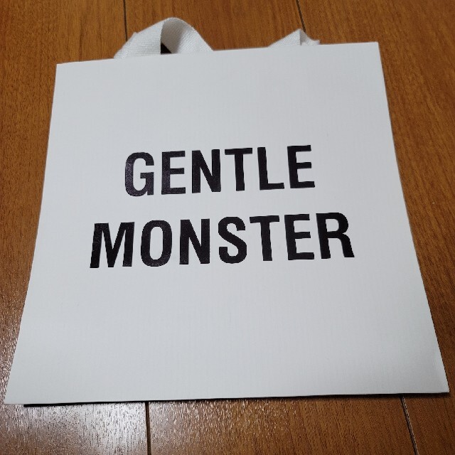 BIGBANG(ビッグバン)のGentle Monster紙袋 7枚セット メンズのファッション小物(サングラス/メガネ)の商品写真