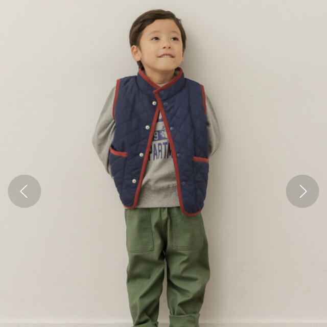 URBAN RESEARCH DOORS(アーバンリサーチドアーズ)のアーバンリサーチ　ドアーズ　キッズ　ベスト　120 キッズ/ベビー/マタニティのキッズ服男の子用(90cm~)(ジャケット/上着)の商品写真