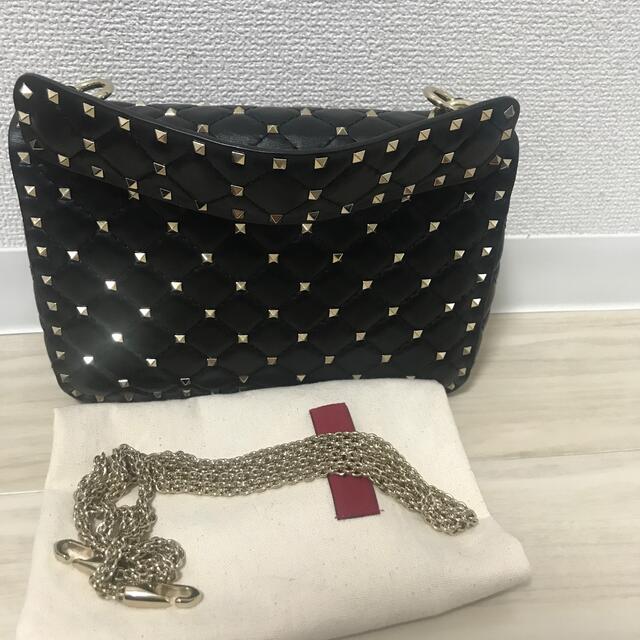 クーポン中お値下げ✨美品✨大人気ヴァレンチ　ロックスタッズチェーンバック