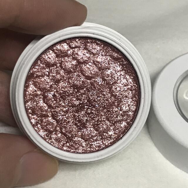 カラーポップ　colourpop  アイシャドウ　単色シャドウ　グリッター　海外