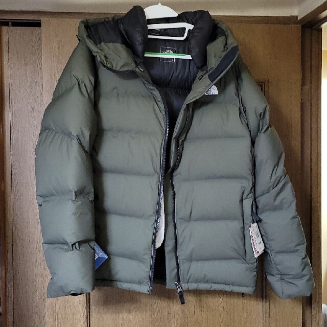 ナイロン100％裏the north face ビレイヤーパーカ ニュートープ Sサイズ