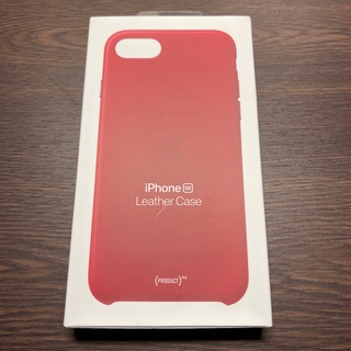 アップル(Apple)のアップル iPhoneSE レザーケース/PRODUCT RED(モバイルケース/カバー)