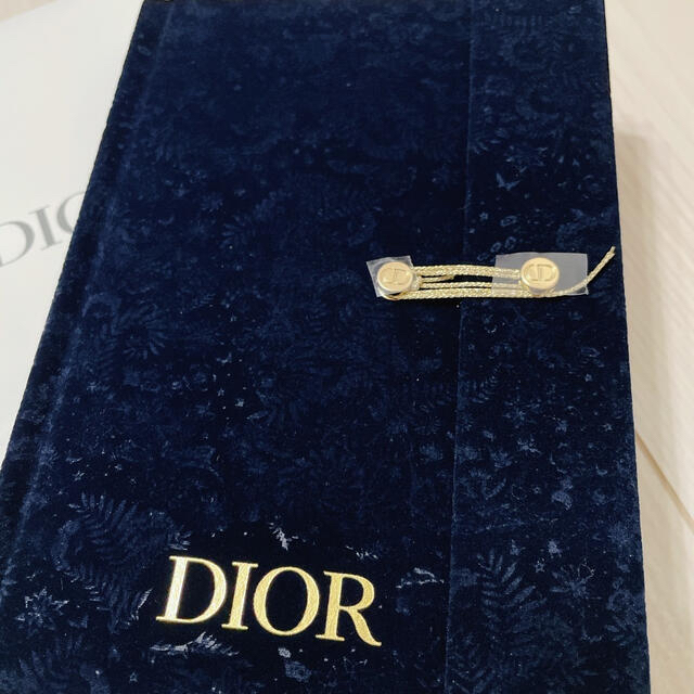 Dior(ディオール)の【DIOR】ノベルティ ♪ぴょんサマ専用♪ エンタメ/ホビーのコレクション(ノベルティグッズ)の商品写真