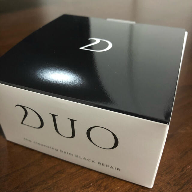 DUO ザ クレンジングバーム ブラックリペア 90g コスメ/美容のスキンケア/基礎化粧品(クレンジング/メイク落とし)の商品写真