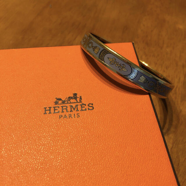 Hermes(エルメス)のHERMES バングル　正規品 レディースのアクセサリー(ブレスレット/バングル)の商品写真