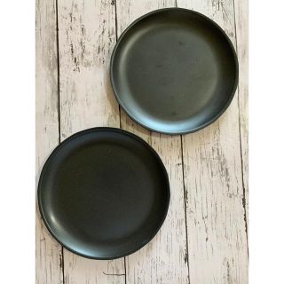 黒マットプレート 19cm メラミン樹脂 中皿2枚 和洋食器 オシャレ カフェ風(食器)