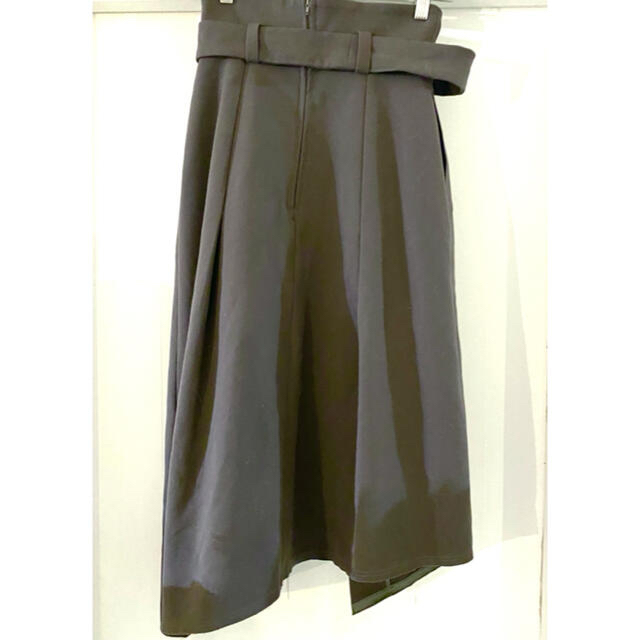 Ameri VINTAGE(アメリヴィンテージ)のantigravite アンティグラヴィテ　アシメスカート　カーキ　 レディースのスカート(ロングスカート)の商品写真