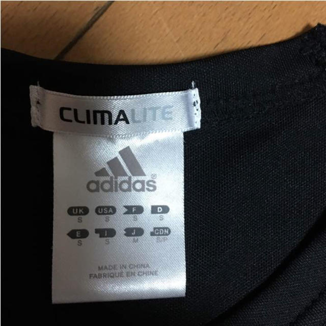 adidas(アディダス)のadidas  CLIMA LITE  長袖 トレーニングTシャツ スポーツ/アウトドアのトレーニング/エクササイズ(その他)の商品写真