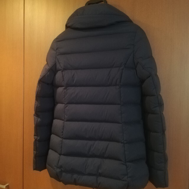 ハンガー付き TATRAS ショートダウン サイズ3 注目のブランド www