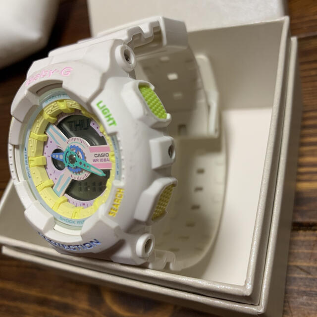 G-SHOCK(ジーショック)の ポロっぽ様専用Baby Gホワイト レディースのファッション小物(腕時計)の商品写真