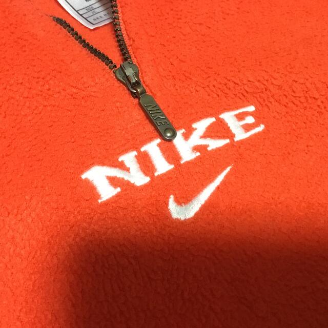 中古　キッズ　オレンジ　フリース  Nike 2T キッズ/ベビー/マタニティのキッズ服男の子用(90cm~)(ジャケット/上着)の商品写真