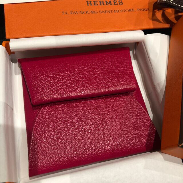 Hermes(エルメス)のRU様専用　HERMES バスティア　フランボワーズ　新品未使用品　エルメス  レディースのファッション小物(コインケース)の商品写真