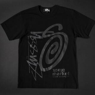コムデギャルソン(COMME des GARCONS)のXL　コムデギャルソン x ステューシー  Tシャツ　黒　新品　(Tシャツ/カットソー(半袖/袖なし))