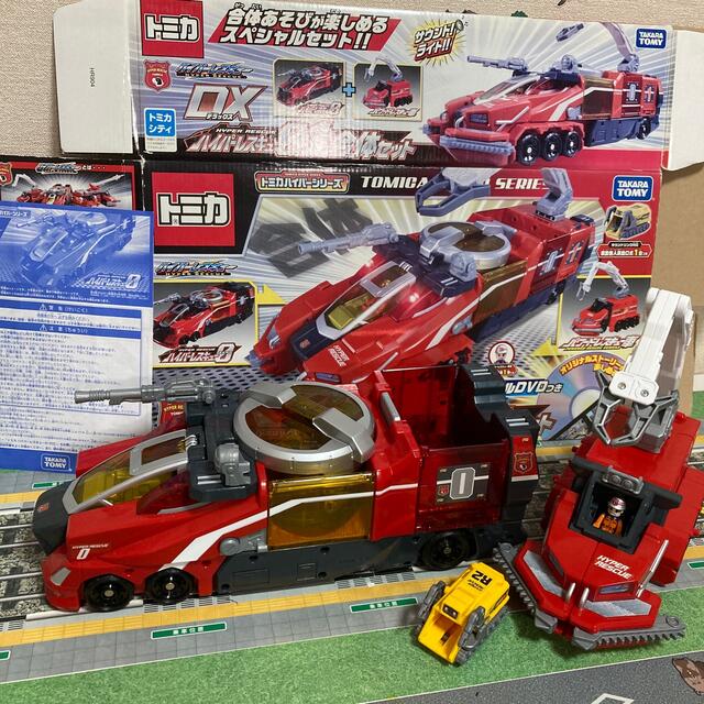 Takara Tomy - トミカ DXハイパーレスキュー01合体セットの通販 by