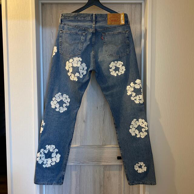 Levi's(リーバイス)のDENIMTEARS THECOTTON WREATHCHAINSTITCHED メンズのパンツ(デニム/ジーンズ)の商品写真