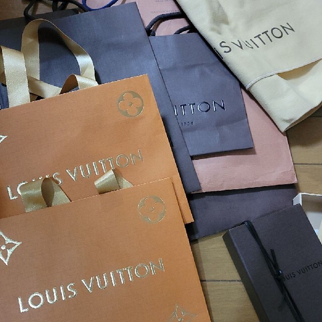 LOUIS VUITTON - ルイヴィトン ショップ袋 箱 保存袋 クリスマス限定の