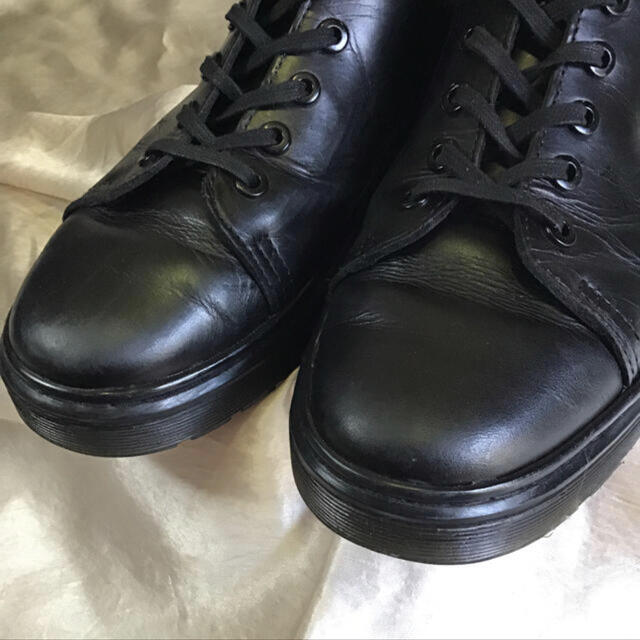 Dr.Martens(ドクターマーチン)のDr.Martens 8ホール　26cm uk7 ソフトレザー　オールブラック メンズの靴/シューズ(ブーツ)の商品写真