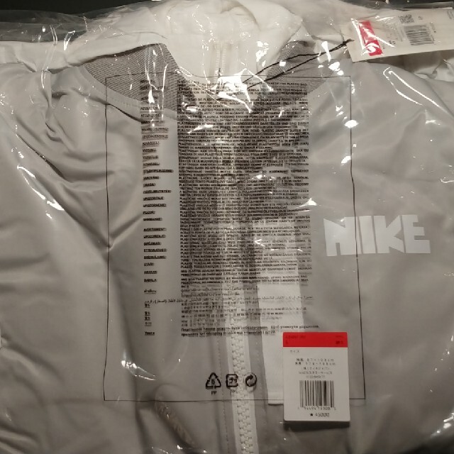NIKE(ナイキ)のNIKE　サカイ　メンズジャケット　ジャンバー メンズのジャケット/アウター(ナイロンジャケット)の商品写真