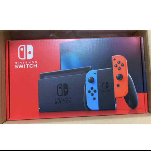 任天堂　スイッチ　本体　新品　2022年10月購入　保証あり。