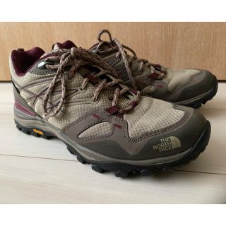 ザノースフェイス(THE NORTH FACE)のノースフェイス レディース　トレッキングシューズ　グレー　38 ショートタイプ(登山用品)