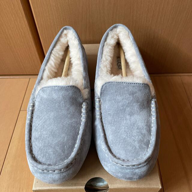 UGG アンスレーモカシン　ライトグレー