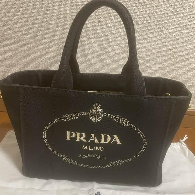 バッグPRADA カナパ　ブラック