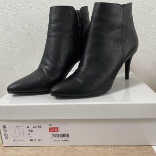 美品 ボディドレッシング ショートブーツ✳︎23 ブラック