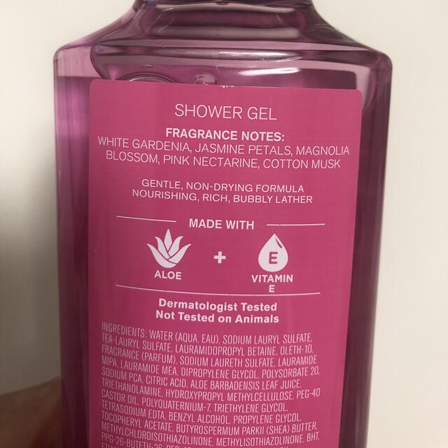 Bath & Body Works(バスアンドボディーワークス)のbath and  body works  バスアンドボディーワークス2個セット コスメ/美容のボディケア(ボディローション/ミルク)の商品写真